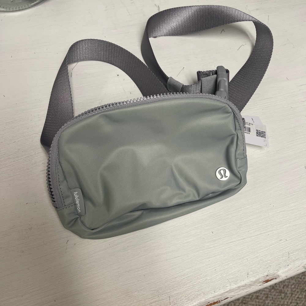 NWT Lululemon Belt Bag